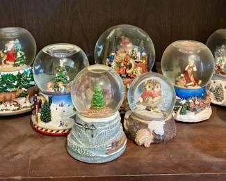Holiday Vintage Snowglobes Lot Including (6) Music Box Snowglobes