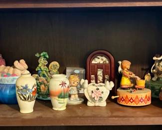 Ceramic Vintage Collectibles Lot Including (5) Music Boxes
