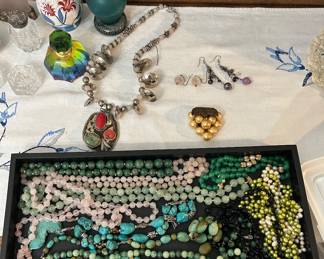 Costume jewelry 