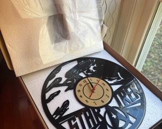 Star Trek clock made from a vinyl record 