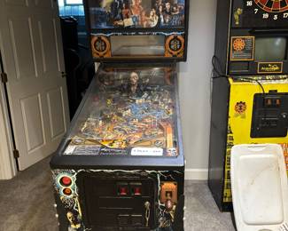 Pin Ball Machine Mary Shelly's frankenstein 