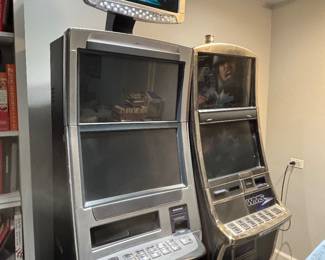 Slot machines 