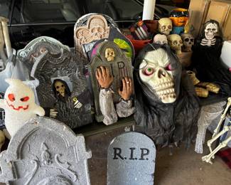 Graveyard Halloween Deco