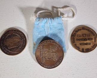 OLDSMOBILE MEDALLIONS