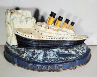 TITANIC DOOR STOP