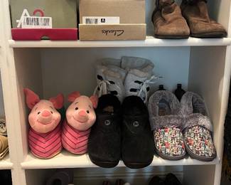 Women’s shoes sizes 7.5-8