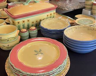 Pfaltzgraff Pistoulet dinnerware set of 128 pieces (Sold as full set)