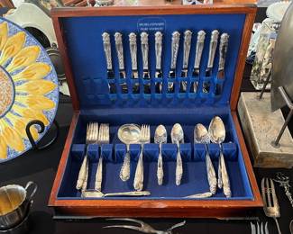 Silver plate silverware set