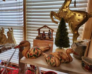 Vintage set of wood carved and hand painted ducks