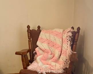 VINTAGE ROCKER, HANDMADE AFGHAN