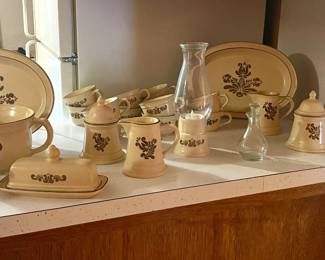 PFALTZGRAFF VILLAGE STONEWARE DISHES