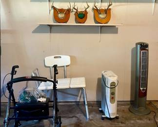 MOUNTED DEER HORNS, HEATERS, FANS