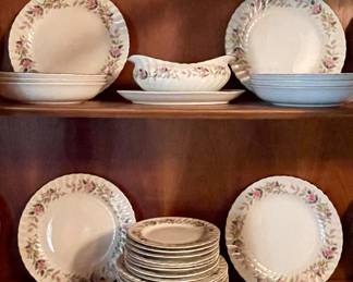 REGENCY ROSE CREATIVE FINE CHINA