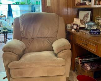 RECLINER