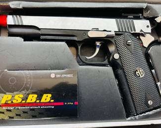 G&G Airsoft CO2 Pistol