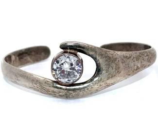 Modern Cubic Zirconia Solitaire Sculptured Cuff Bracelet Bangle