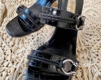 BRIGHTON SHOES