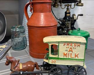 VINTAGE CAST IRON HORSE-DRAWN FRESH A MILK DELIVERY WAGON TOY, ANTIQUE PAINTED MILK CAN