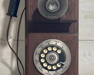 VINTAGE BELL SYSTEM AMERICAN EDITION WALL PHONE