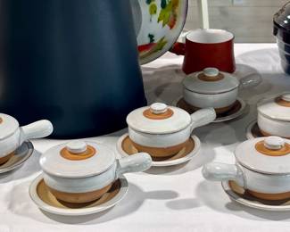 VINTAGE COVERED SOUP BOWL SETS