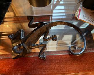 Sherwin Williams iron lizard