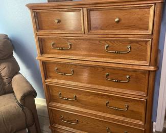 Bernhardt chest of drawers