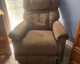 Electric recliner