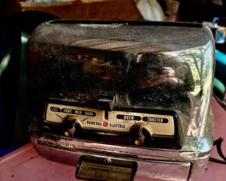 Vintage kitchen toaster