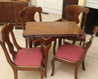 FLIP TOP GAME TABLE