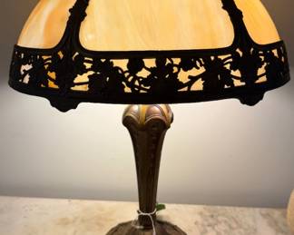 ART NOUVEAU CARAMEL SLAG GLASS LAMP