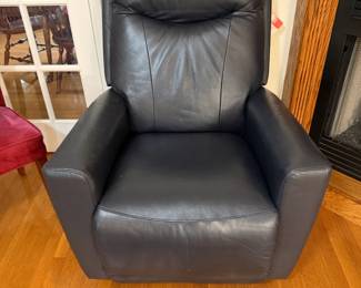 LAZY BOY ROCKER RECLINER NEW
