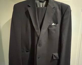 Men's Suits