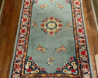 Chinese Hand Knotted Wool Rug 2'9 x 4'10"