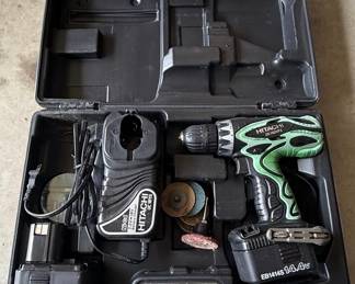 Hitachi DS14DVF3 Cordless Drill Kit