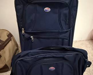 American Tourister Fieldbrook II Luggage Set