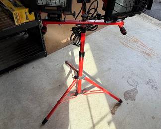 Craftsman Dual-Head Halogen Work Light with Tripod