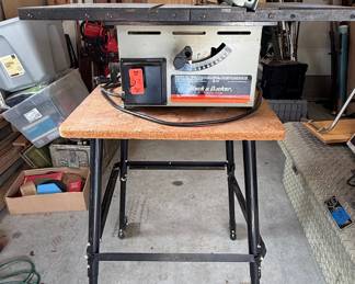 Black & Decker 8-inch Table Saw