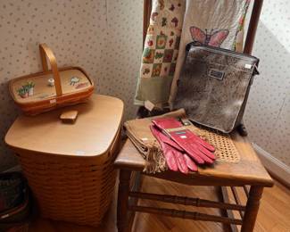 Wooden Chair, Quilts 