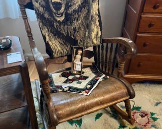 Wooden Rocking Chair 