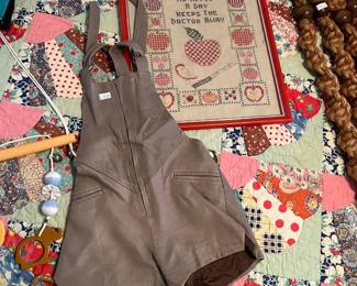 Clothing, Vtg Wall Decor 