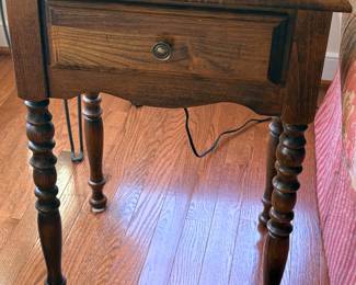 Pine end table with drawer, front view