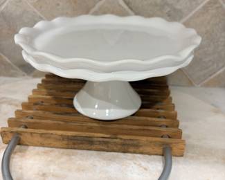 White ceramic scalloped edge pedestal cake stand