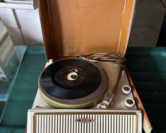379 steelmanmodel420portablerecordplaye