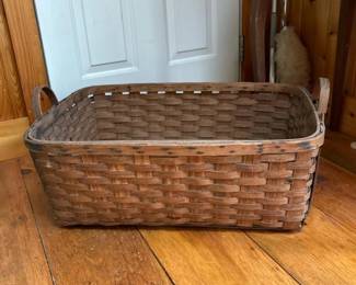 013 rectangularwovenwoodbasketwithhandl