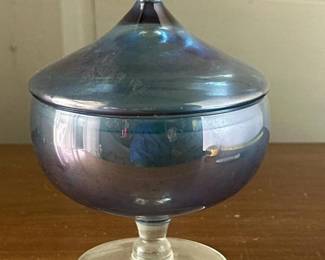 010 iridescentblueartglasscoveredcompot