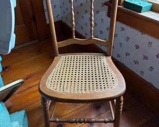 348 woodsidechairwithcaneseat