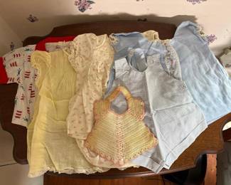 126 vintageinfantdressesandgarments