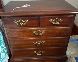 344 traditionalstylewoodenchestofdrawer