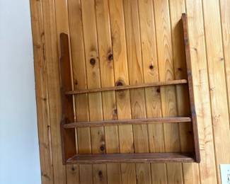 103 wallmountedthreetierwoodenshelf