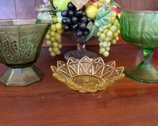 306 vintagestylepressedglassdishesandc